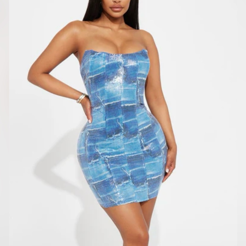 Blue Strapless Bodycon Dress